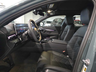 2027 BMW 5 Series 530i xDrive