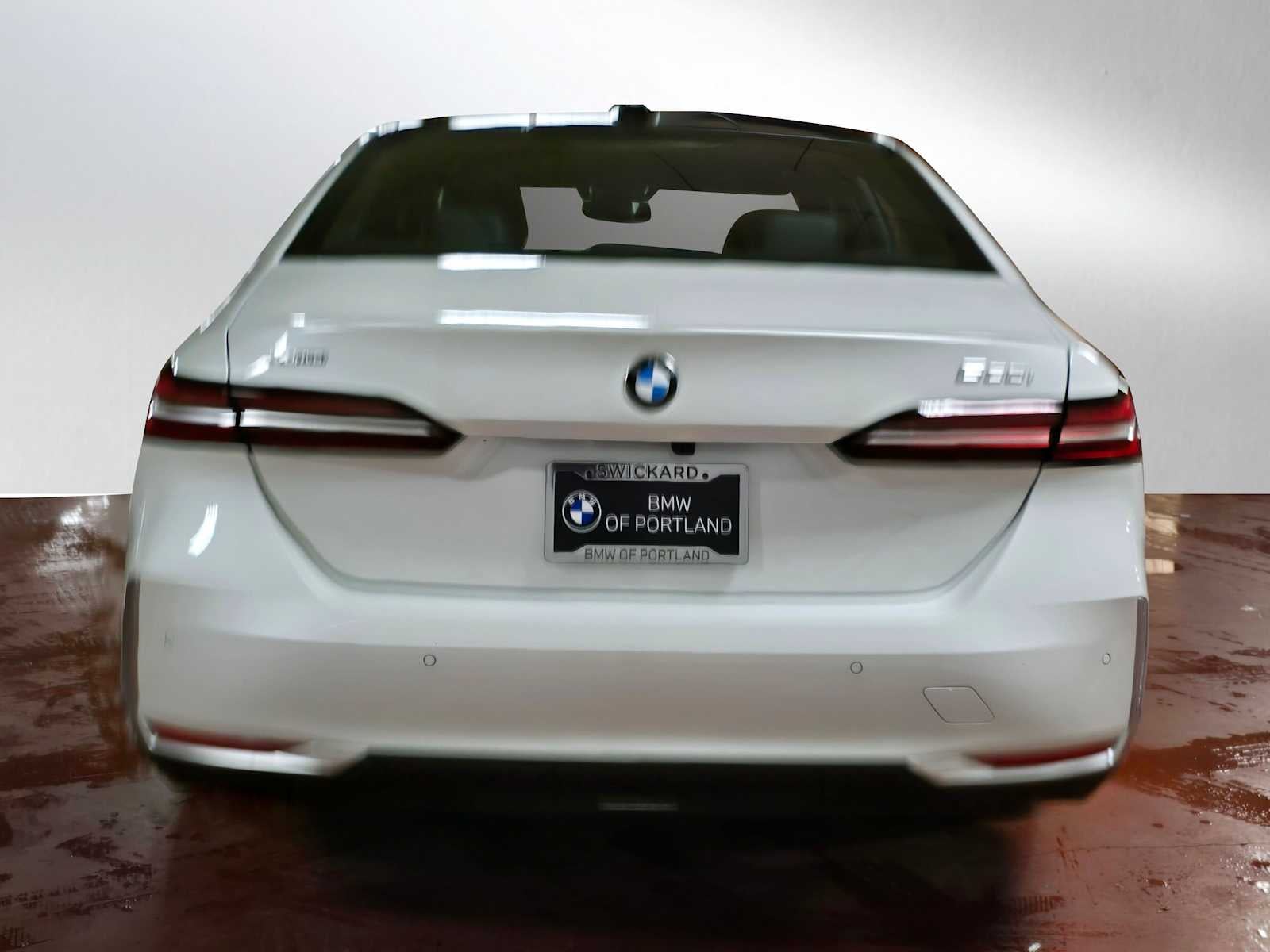 2026 BMW 5 Series 530i xDrive