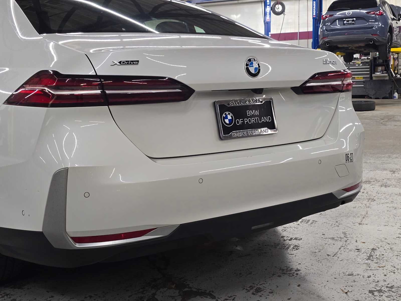 2025 BMW 5 Series 530i xDrive