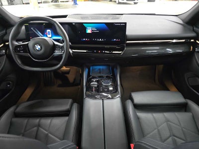2025 BMW 5 Series 530i xDrive