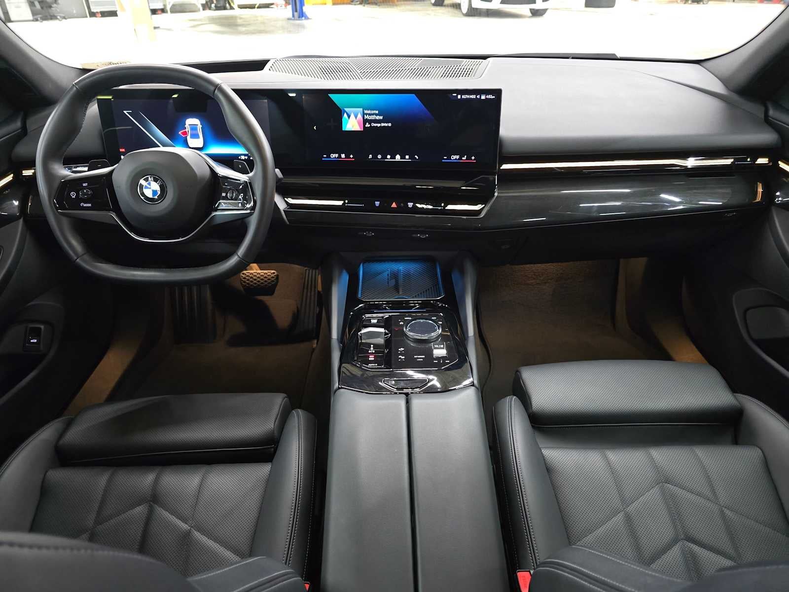 2025 BMW 5 Series 530i xDrive