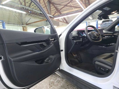 2025 BMW 5 Series 530i xDrive