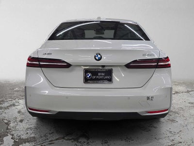 2025 BMW 5 Series 530i xDrive