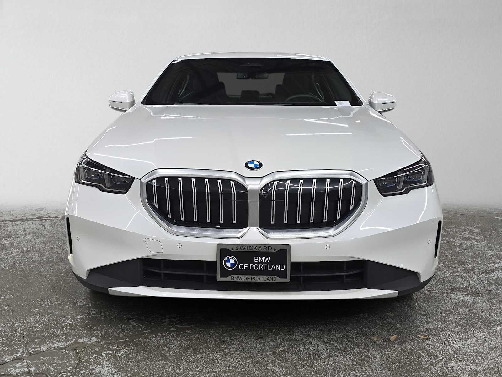 2025 BMW 5 Series 530i xDrive