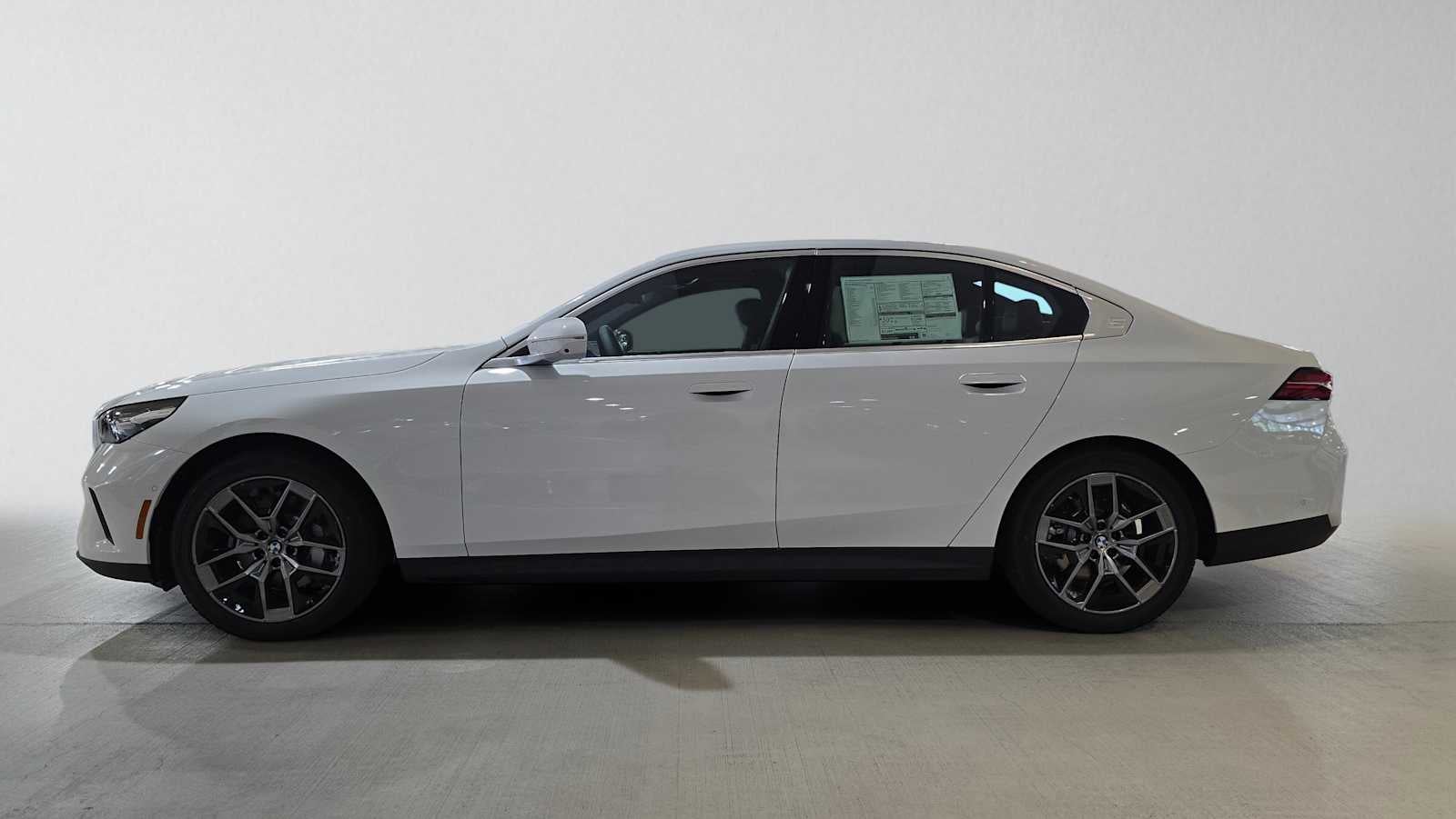 2027 BMW 5 Series 530i xDrive