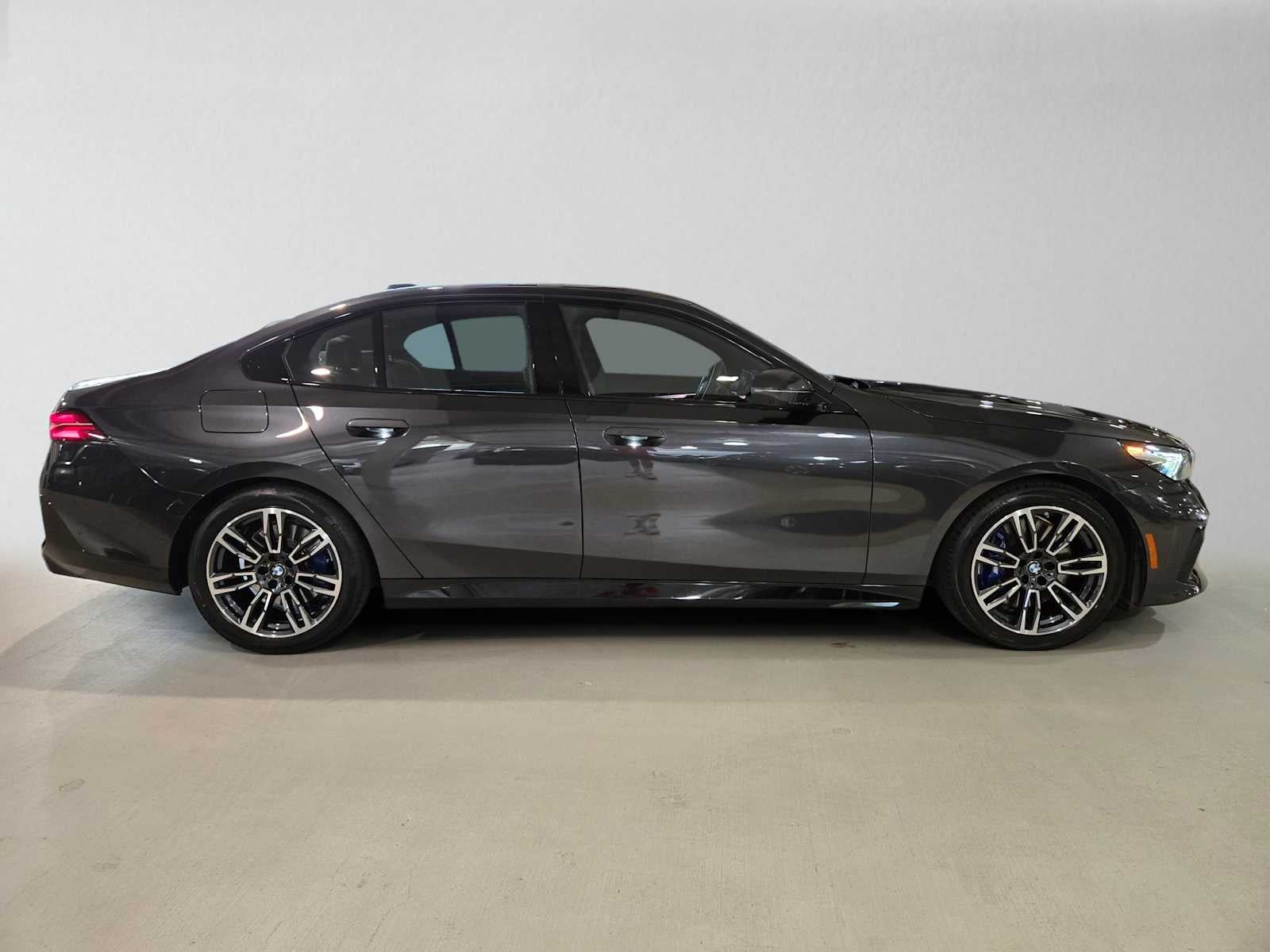 2026 BMW 5 Series 540i xDrive