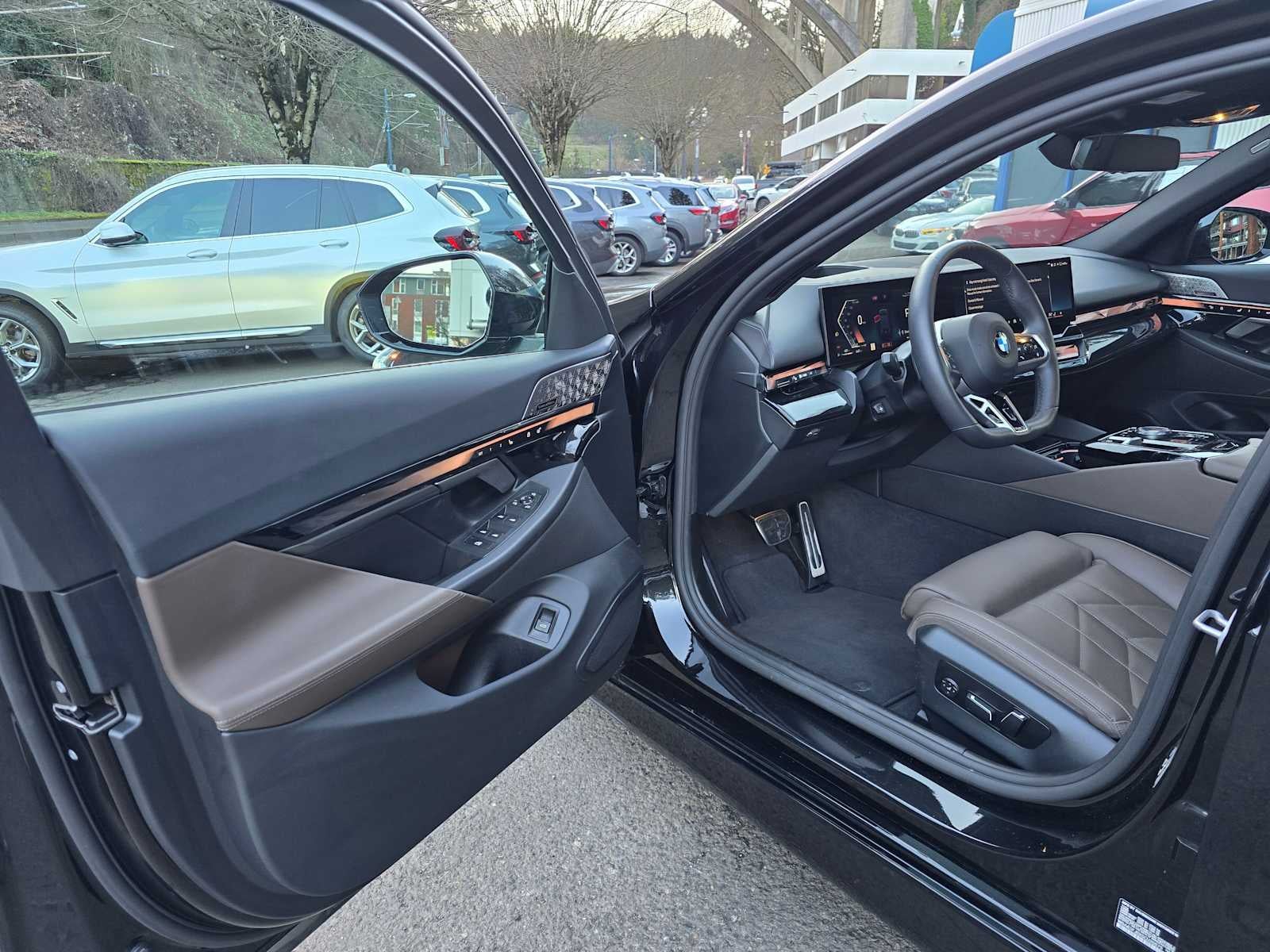 2025 BMW 5 Series 540i xDrive