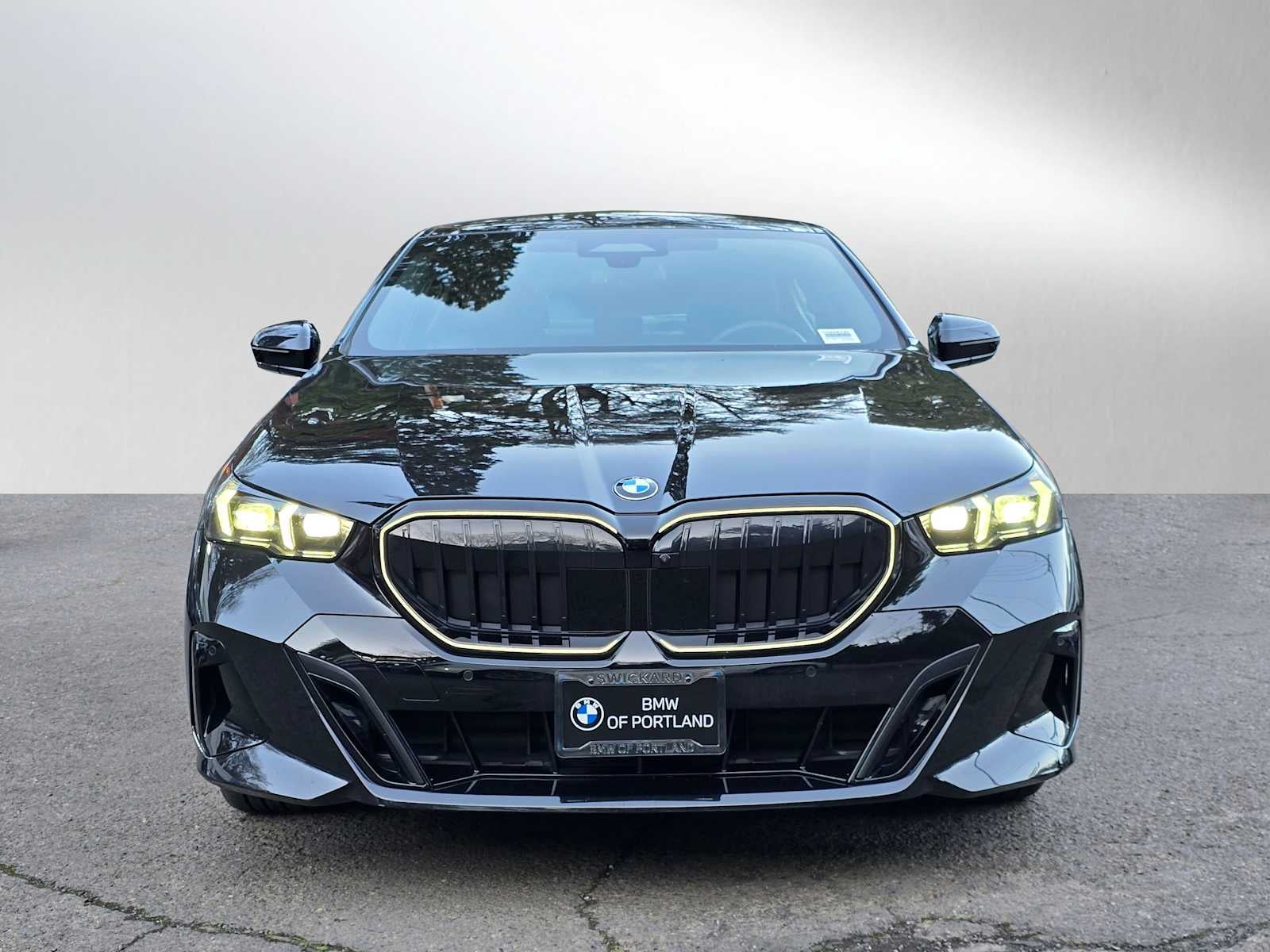 2025 BMW 5 Series 540i xDrive