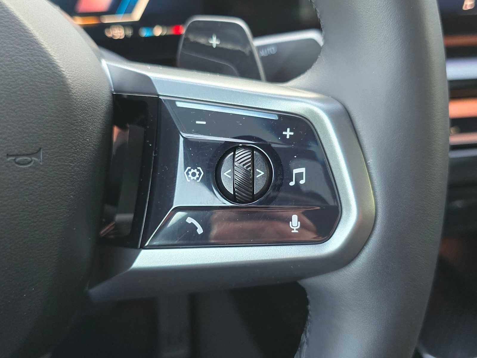 2025 BMW 5 Series 540i xDrive