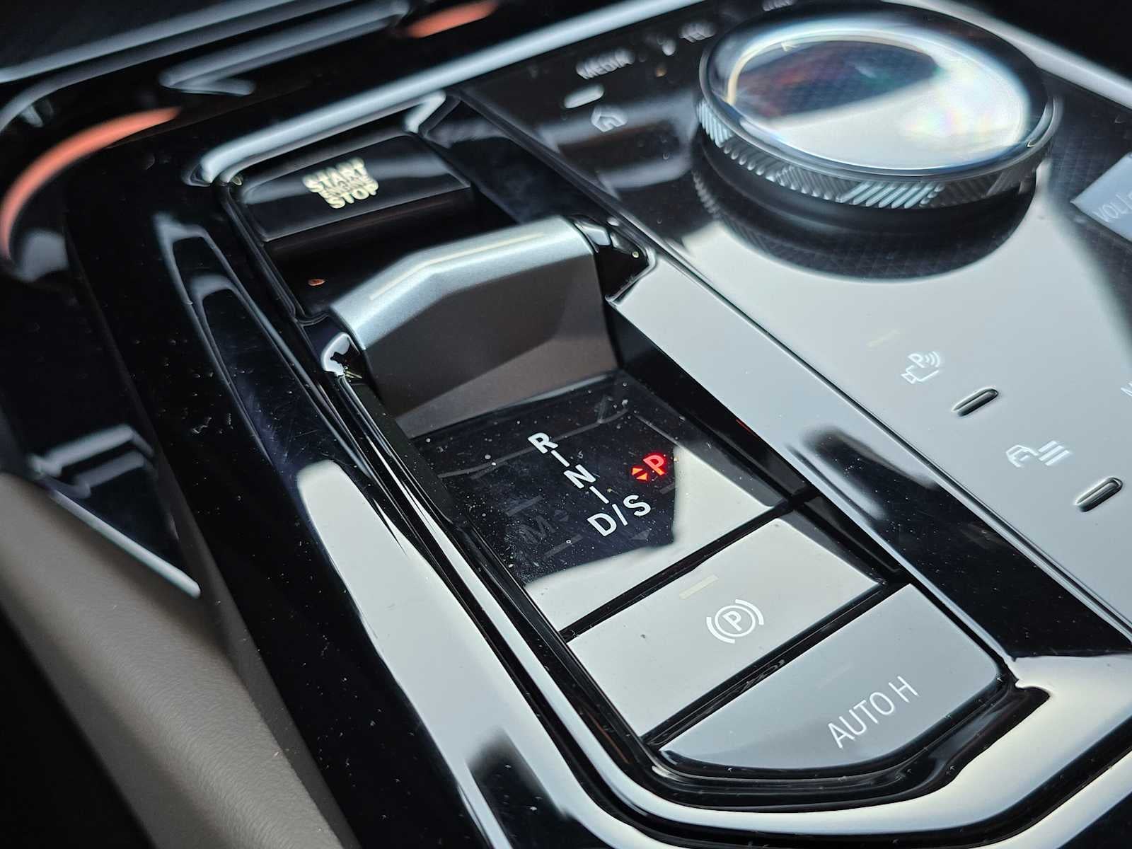 2025 BMW 5 Series 540i xDrive