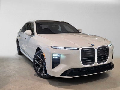 2027 BMW 7 Series 740i xDrive