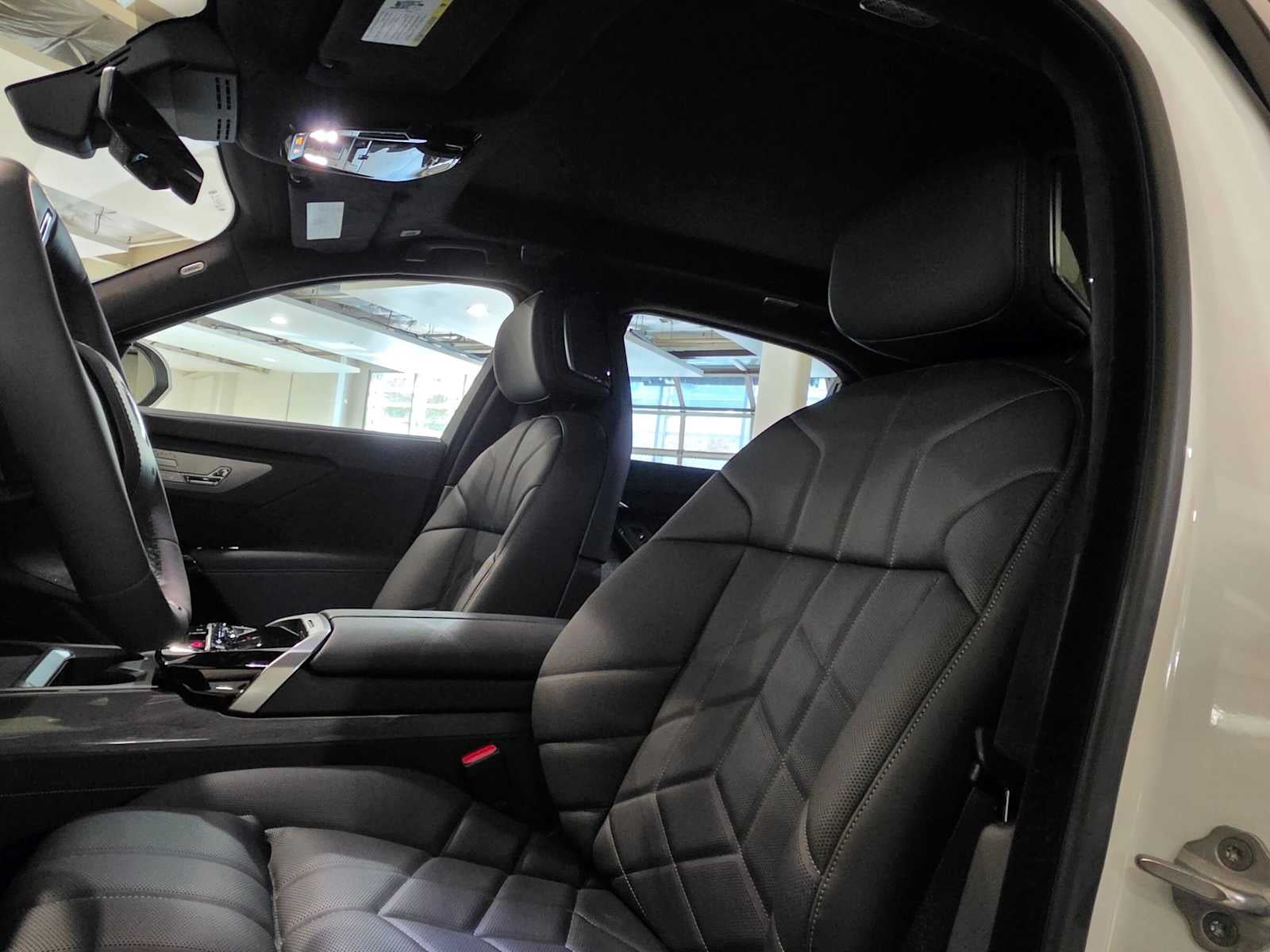 2027 BMW 7 Series 740i xDrive