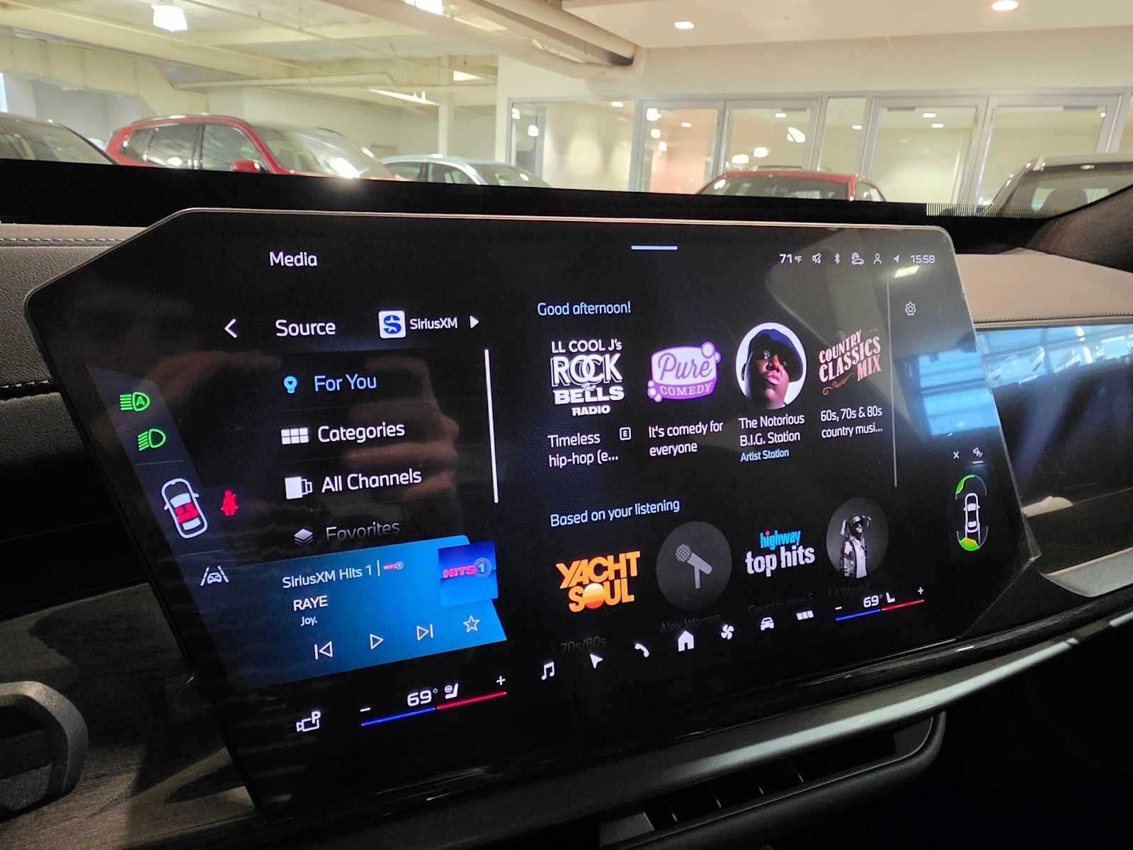 2027 BMW 7 Series 740i xDrive