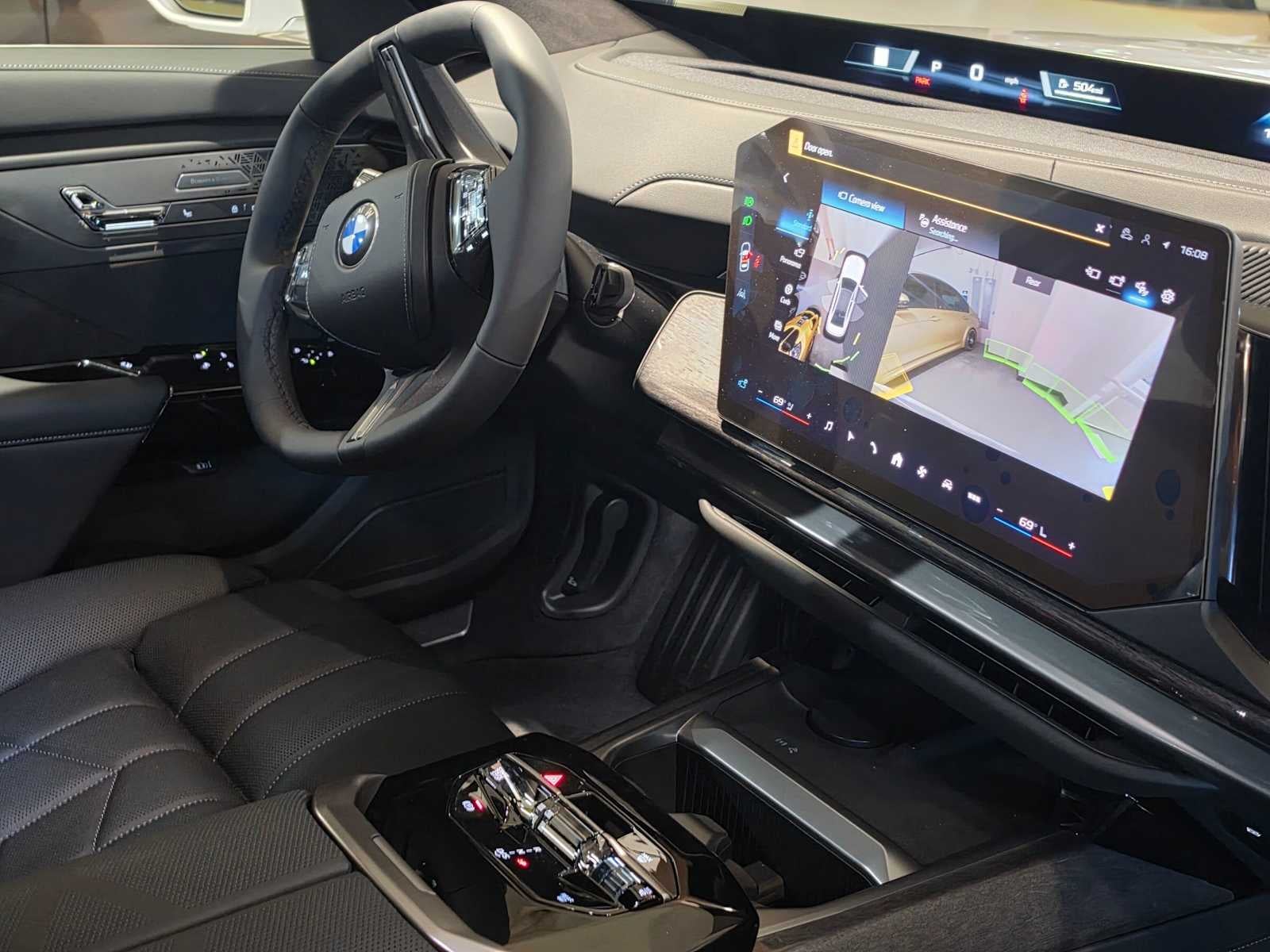 2027 BMW 7 Series 740i xDrive