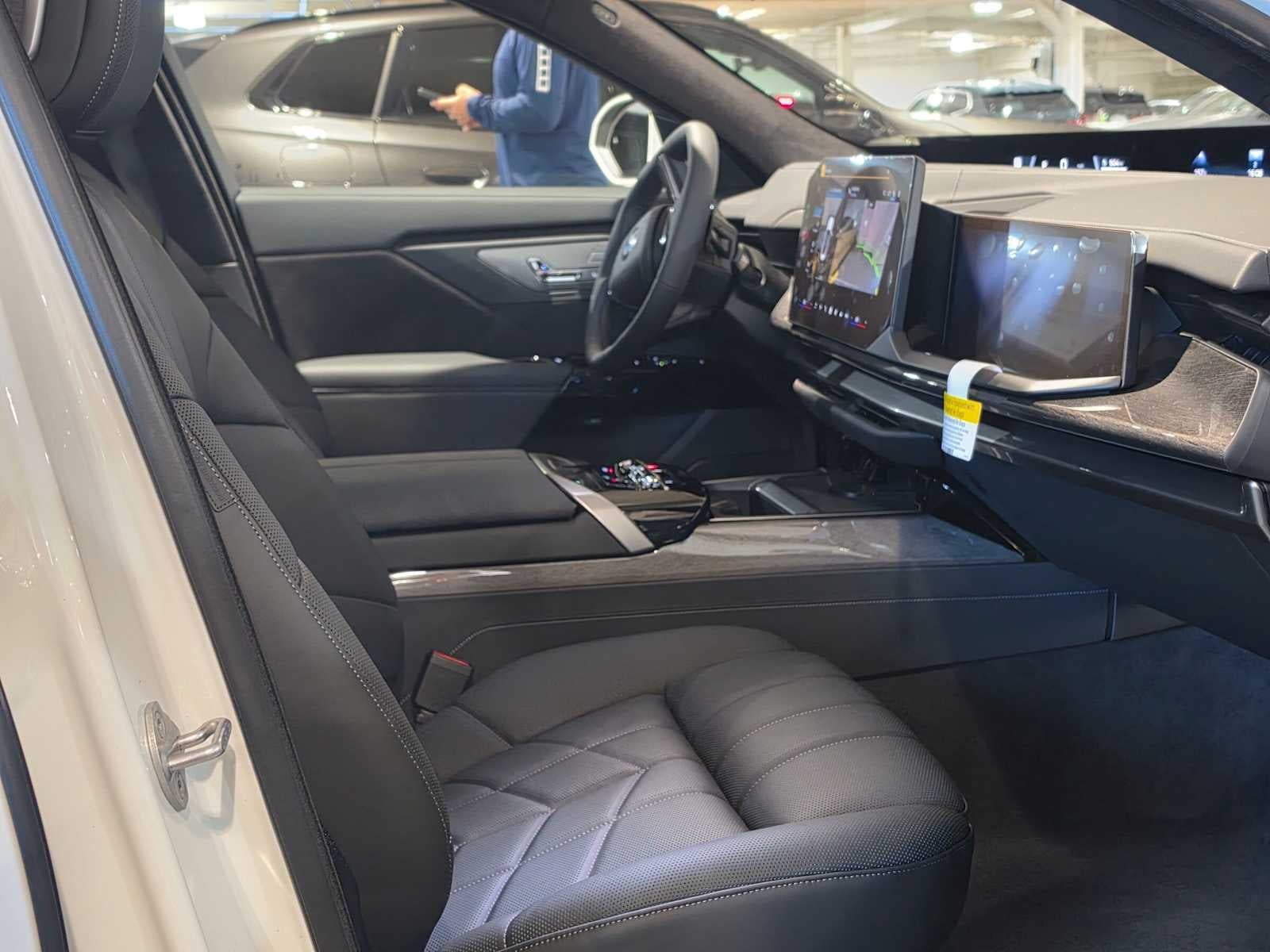 2027 BMW 7 Series 740i xDrive