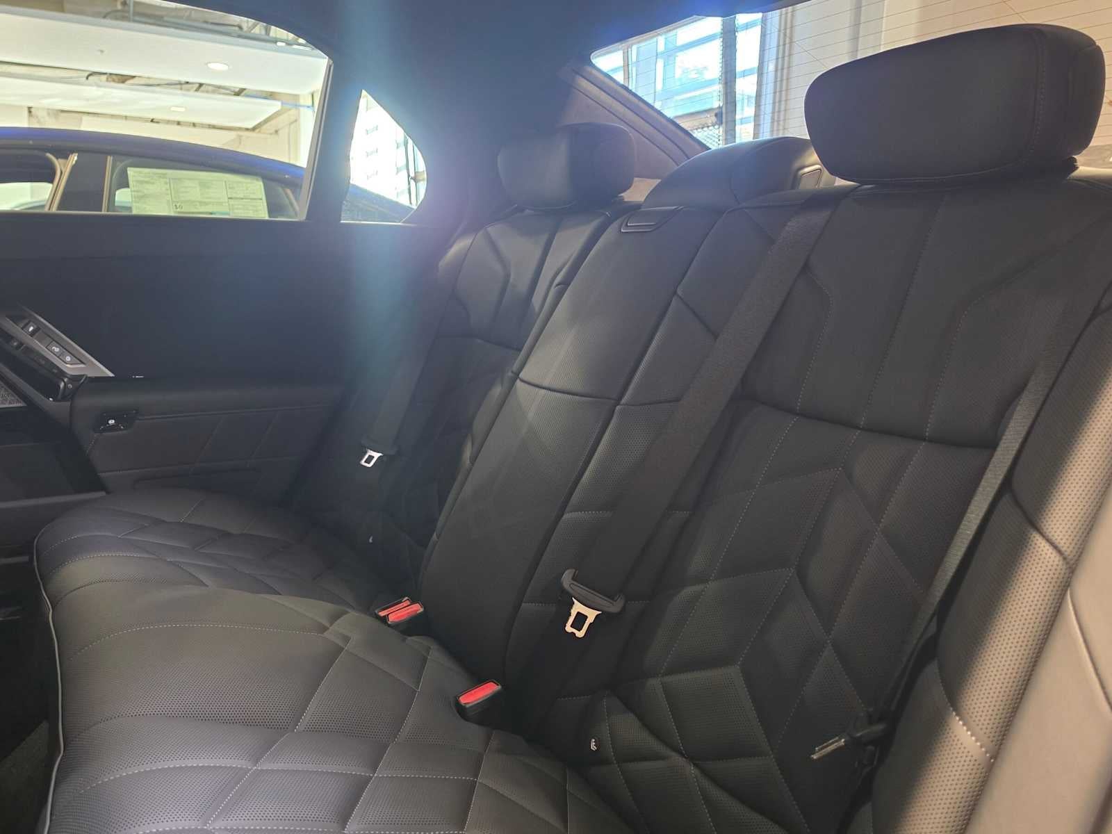 2027 BMW 7 Series 740i xDrive