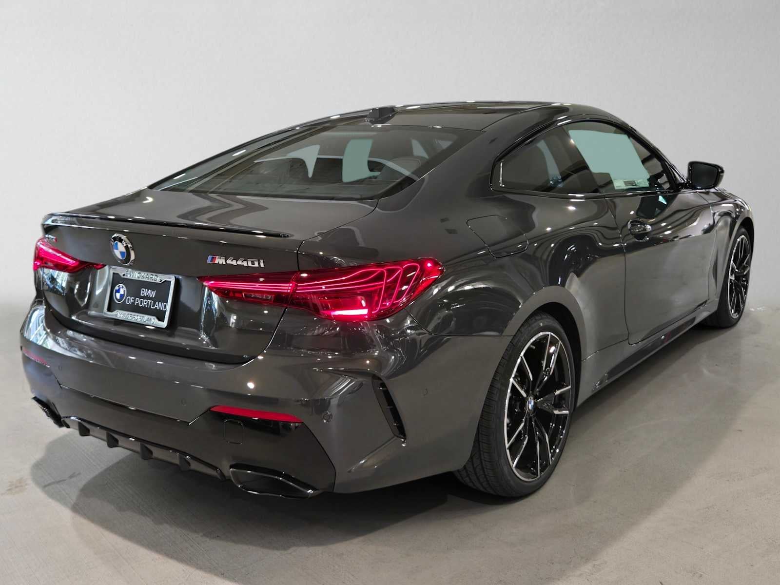 2027 BMW 4 Series M440i xDrive