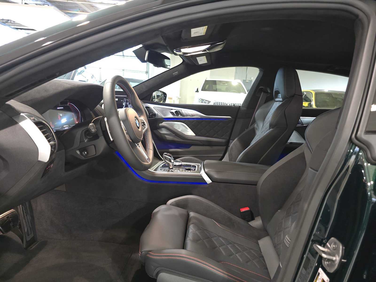 2026 BMW 8 Series M850i