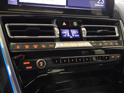 2026 BMW 8 Series M850i