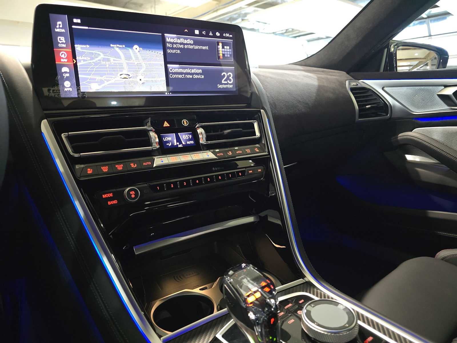 2026 BMW 8 Series M850i