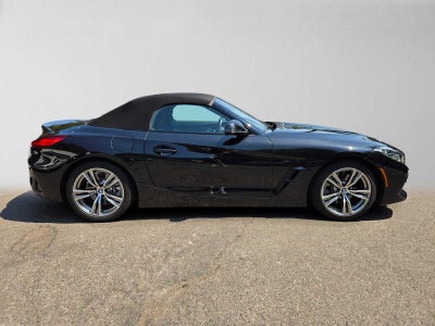 2026 BMW Z4 sDrive30i