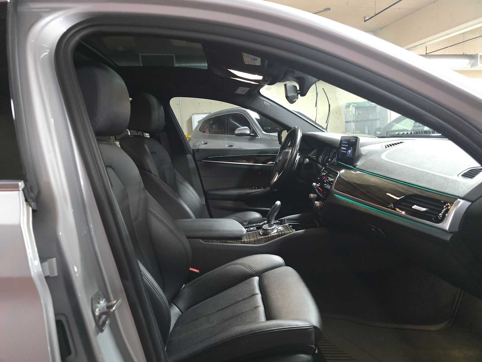 2018 BMW 5 Series 530e xDrive iPerformance