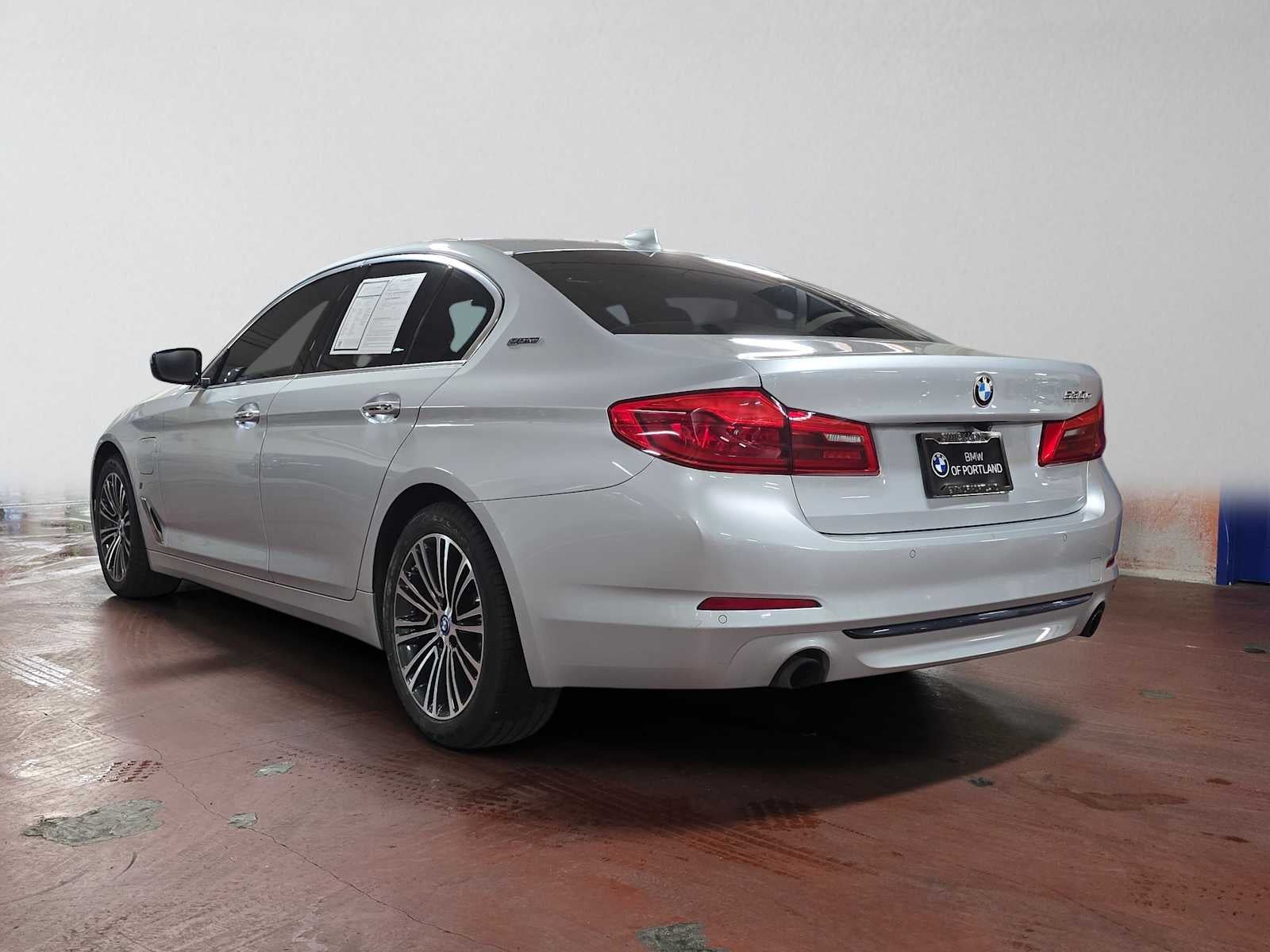 2018 BMW 5 Series 530e xDrive iPerformance