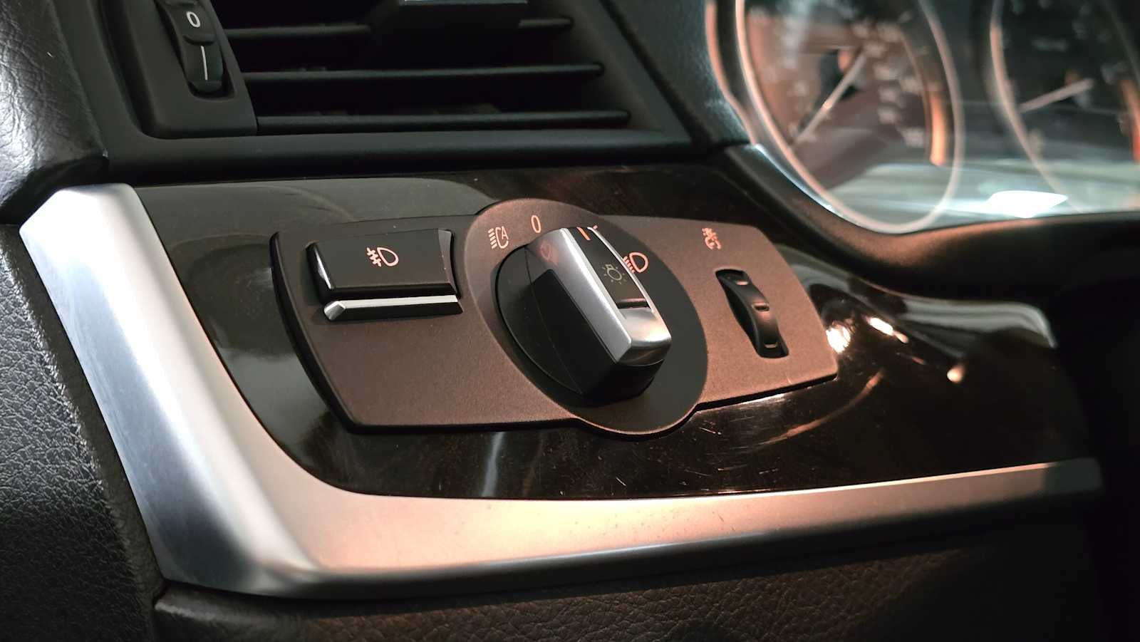 2012 BMW 528i xDrive 528i xDrive