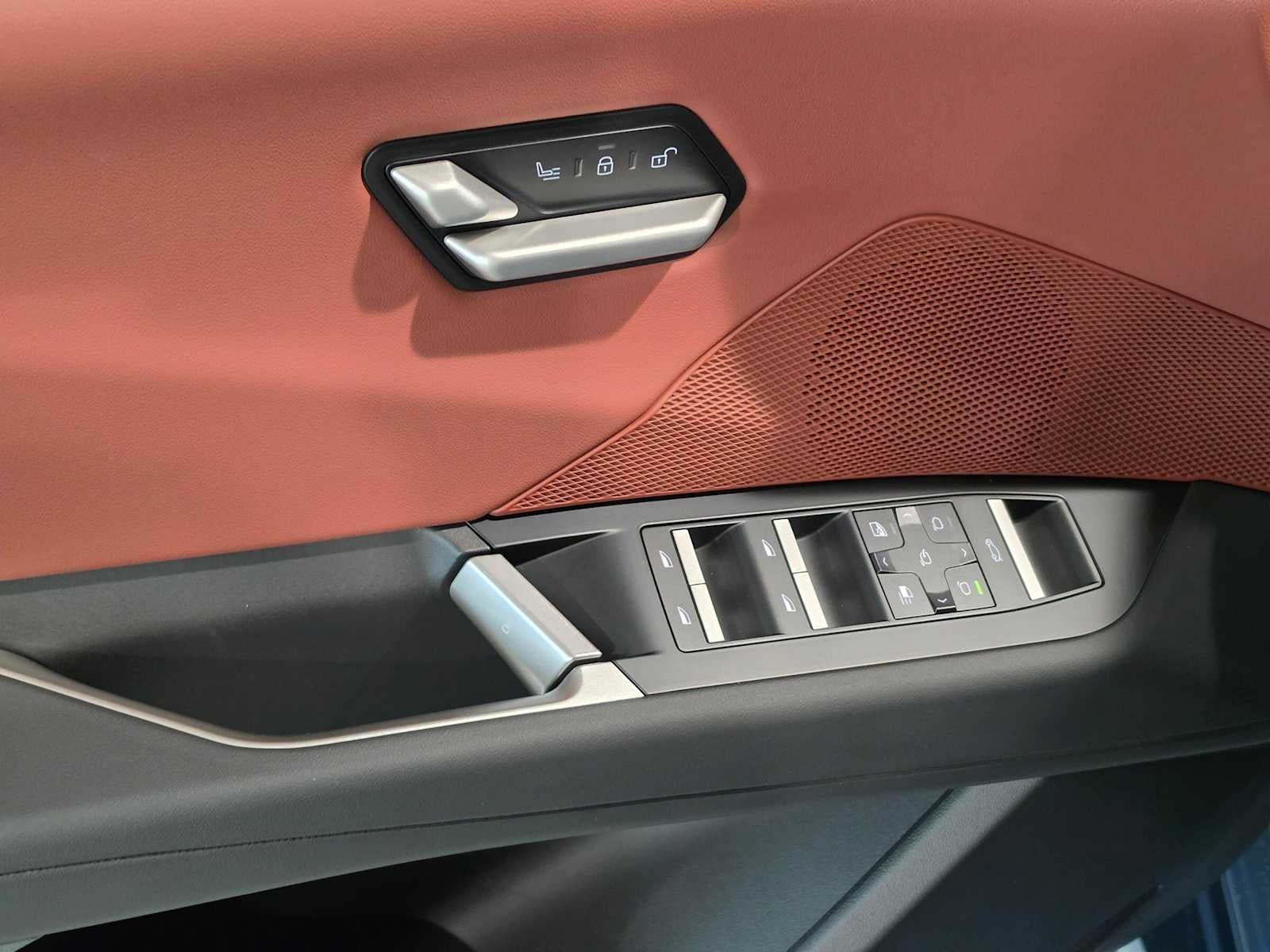 2027 BMW iX3 50 xDrive