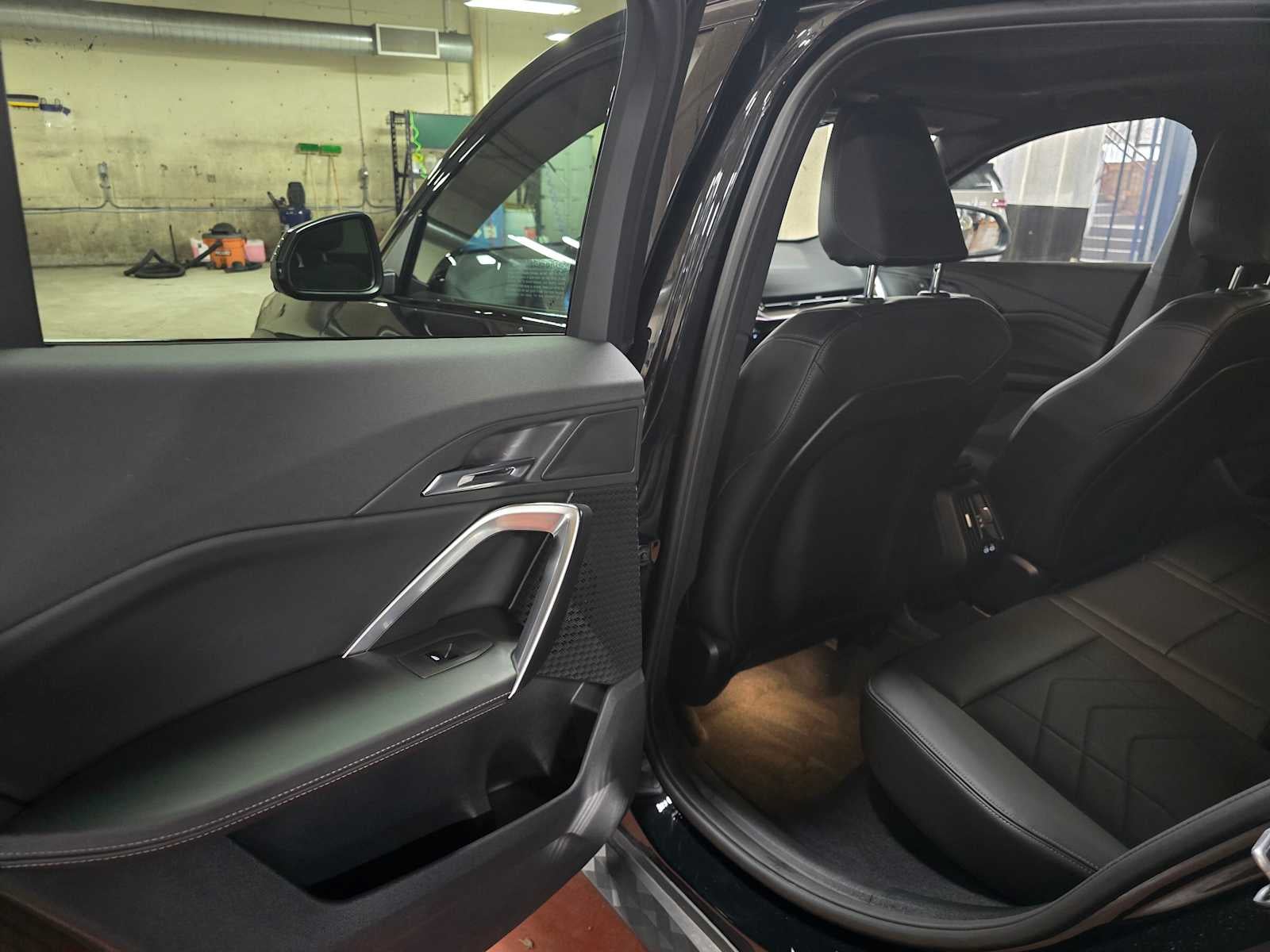 2025 BMW X2 xDrive28i