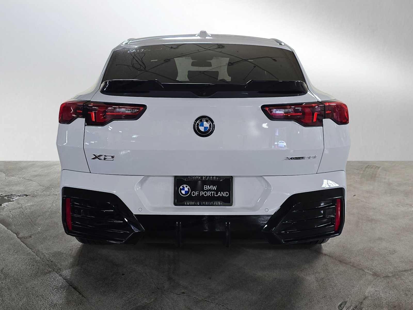 2025 BMW X2 xDrive28i