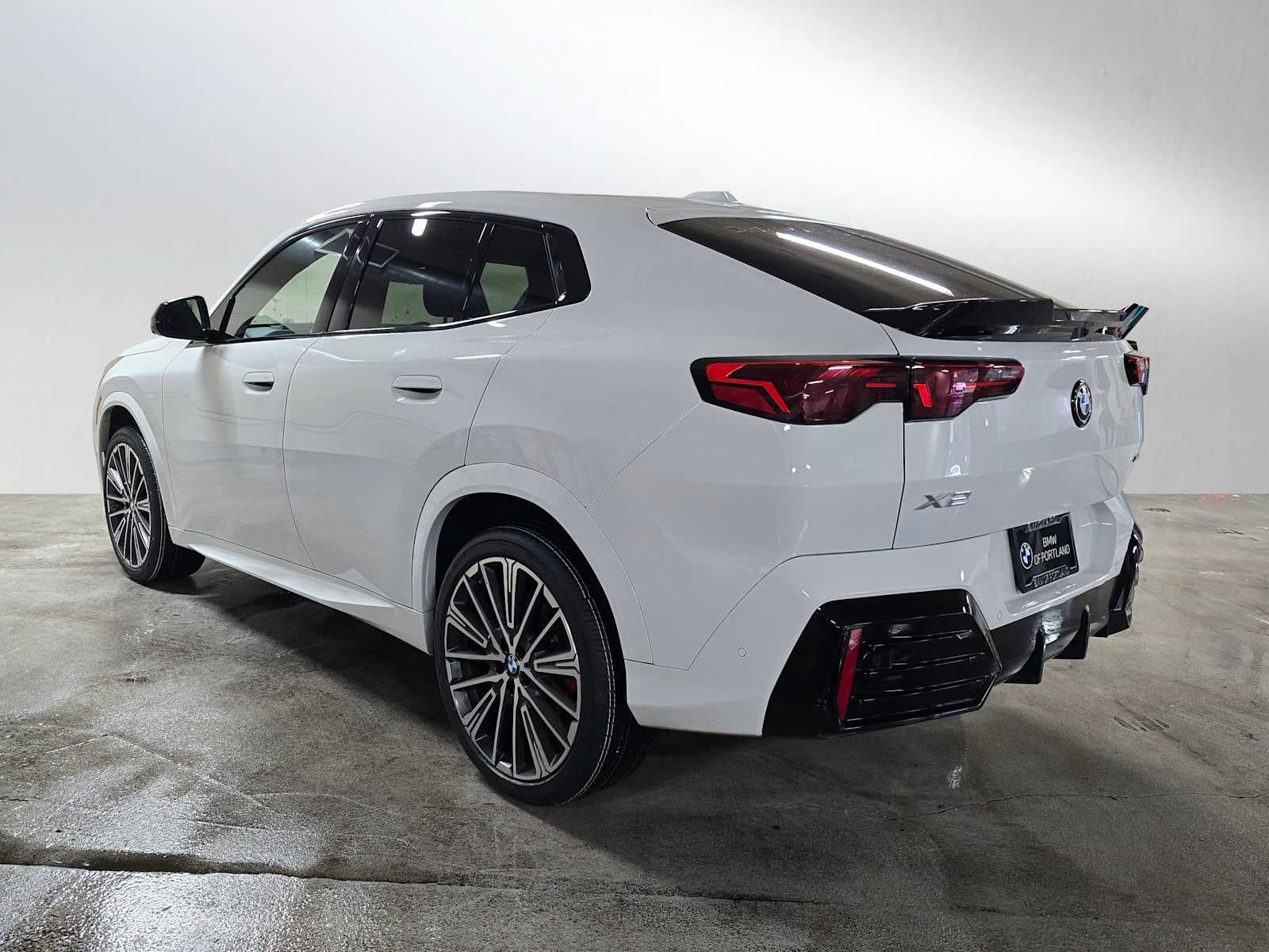 2025 BMW X2 xDrive28i