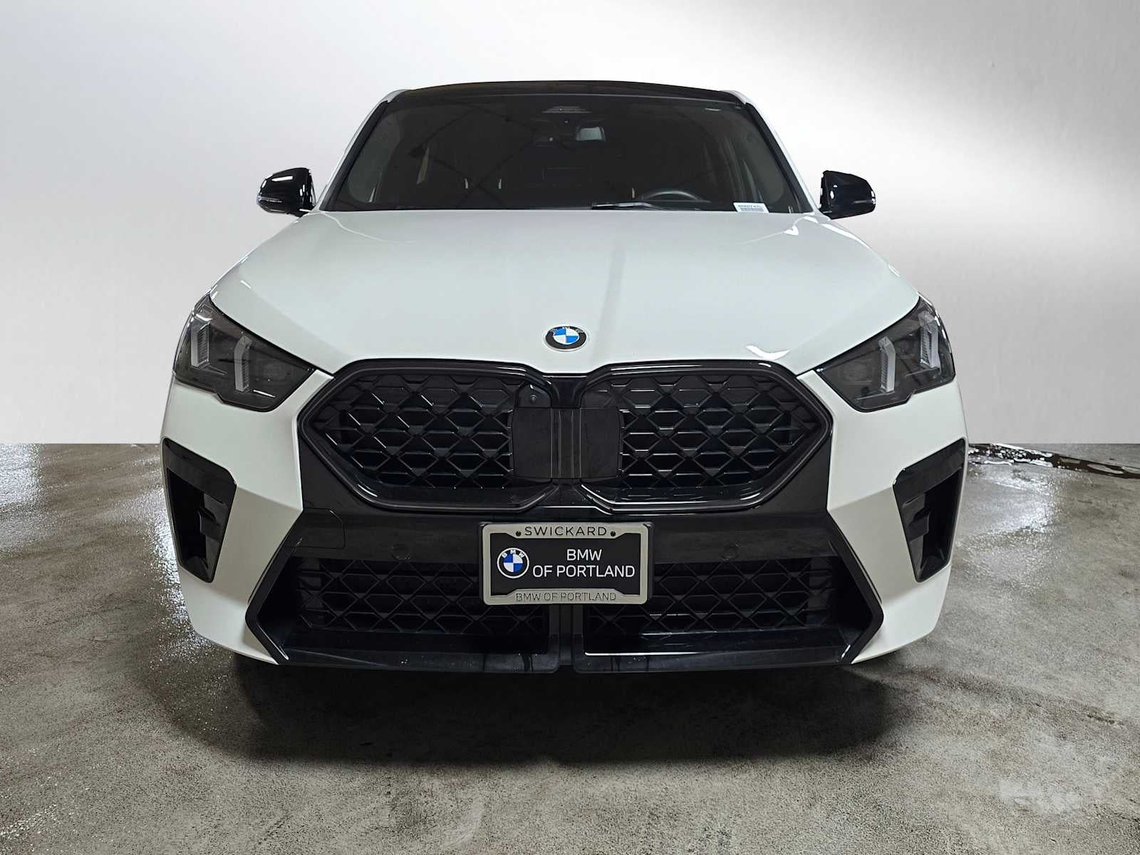 2025 BMW X2 xDrive28i