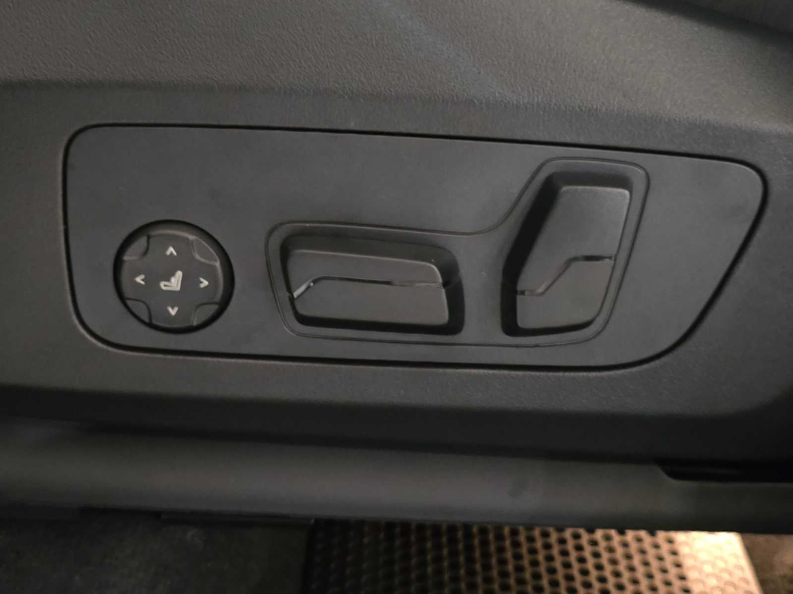 2026 BMW X1 xDrive28i xDrive28i