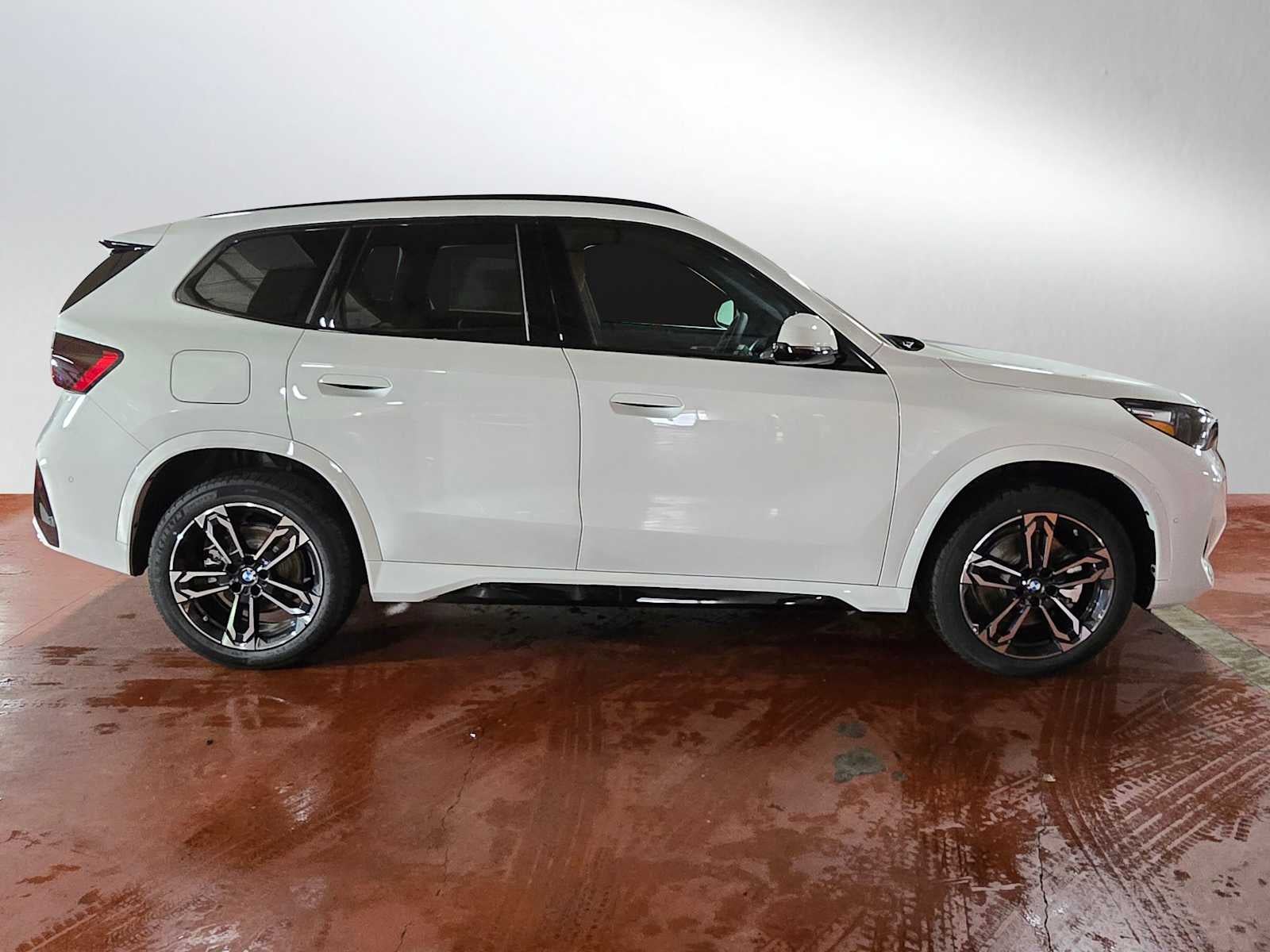2026 BMW X1 xDrive28i xDrive28i