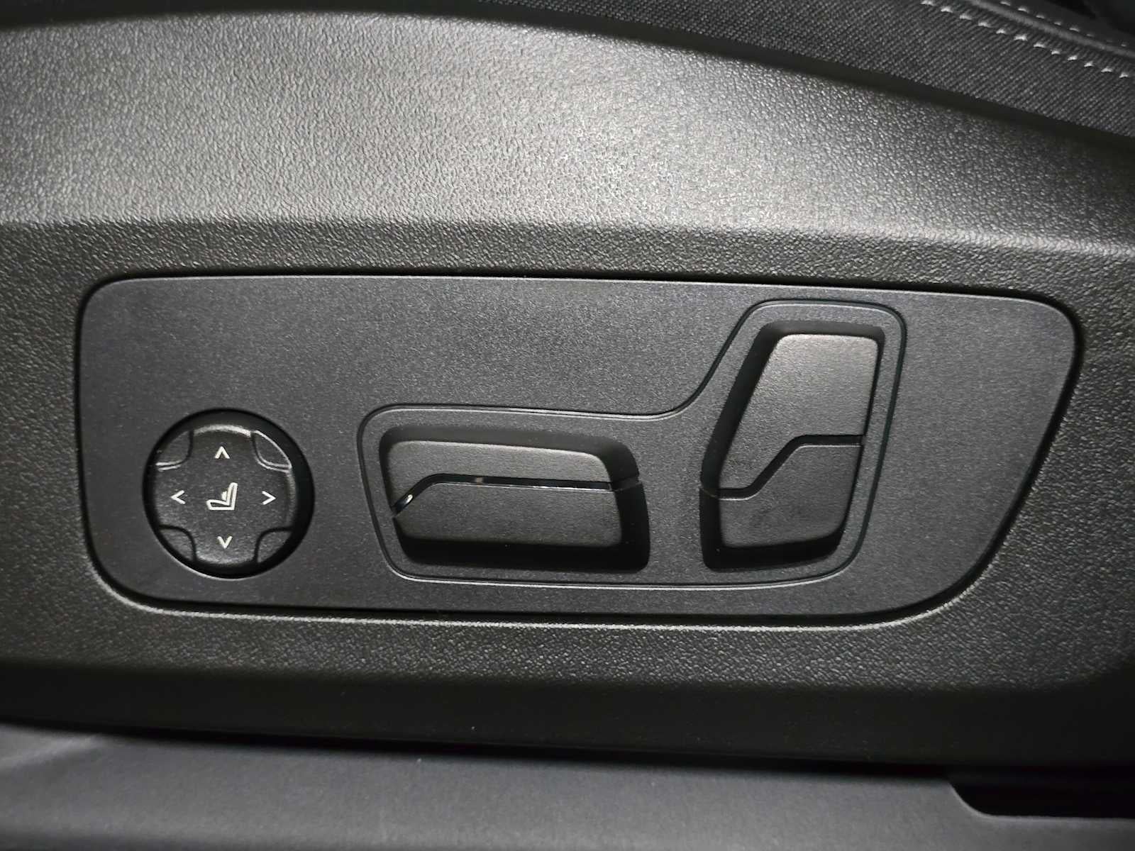 2026 BMW X1 xDrive28i xDrive28i