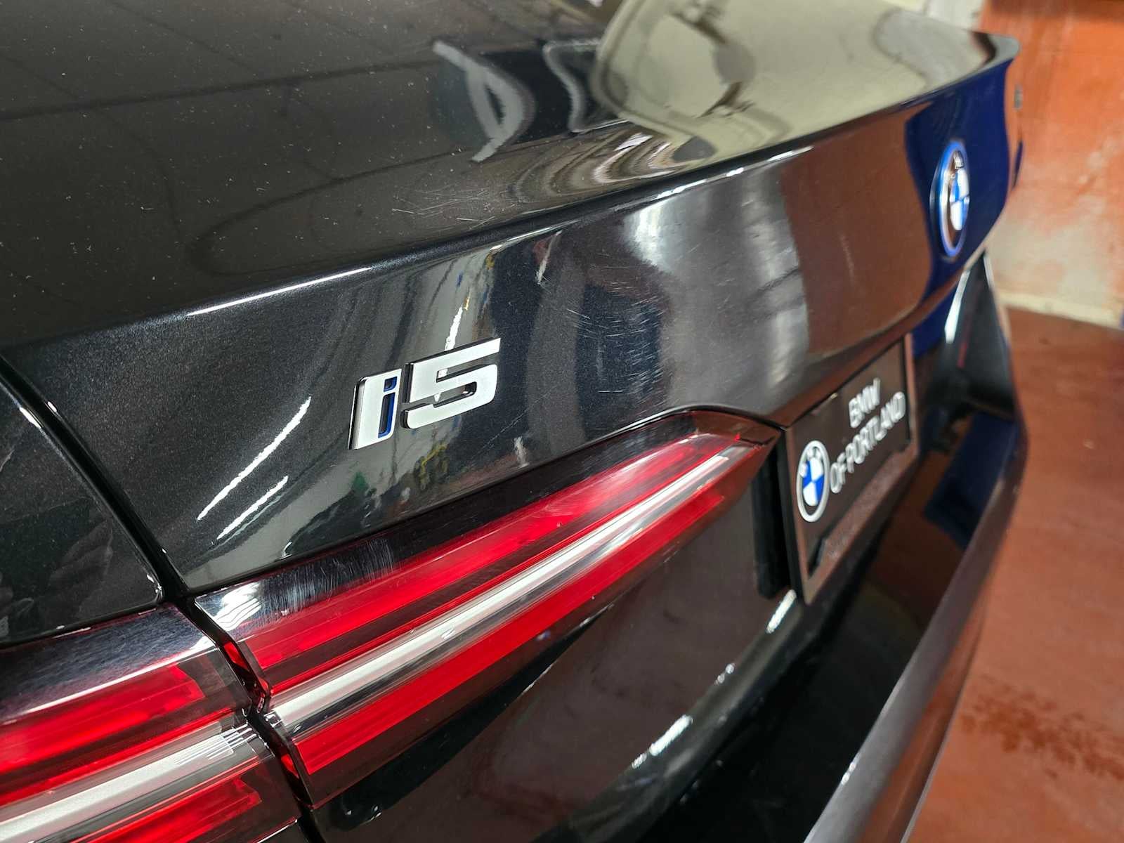 2025 BMW i5 xDrive40