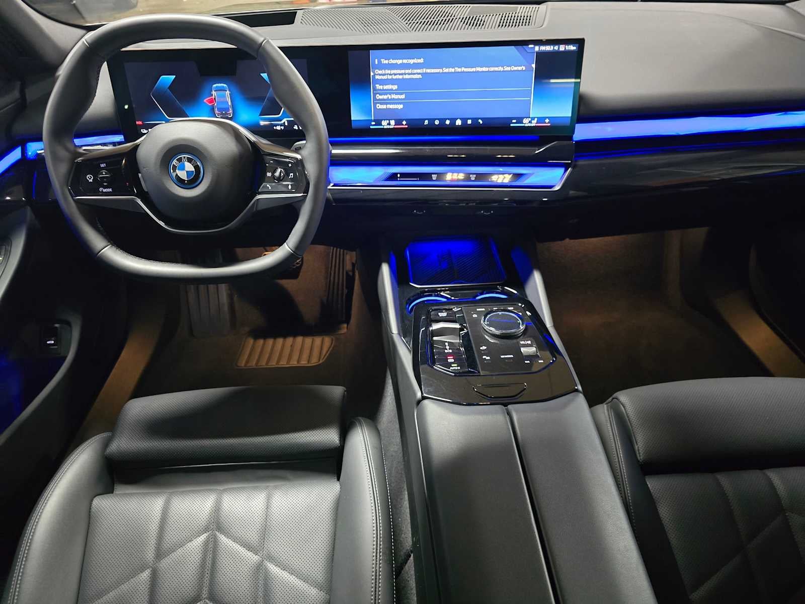 2025 BMW i5 xDrive40