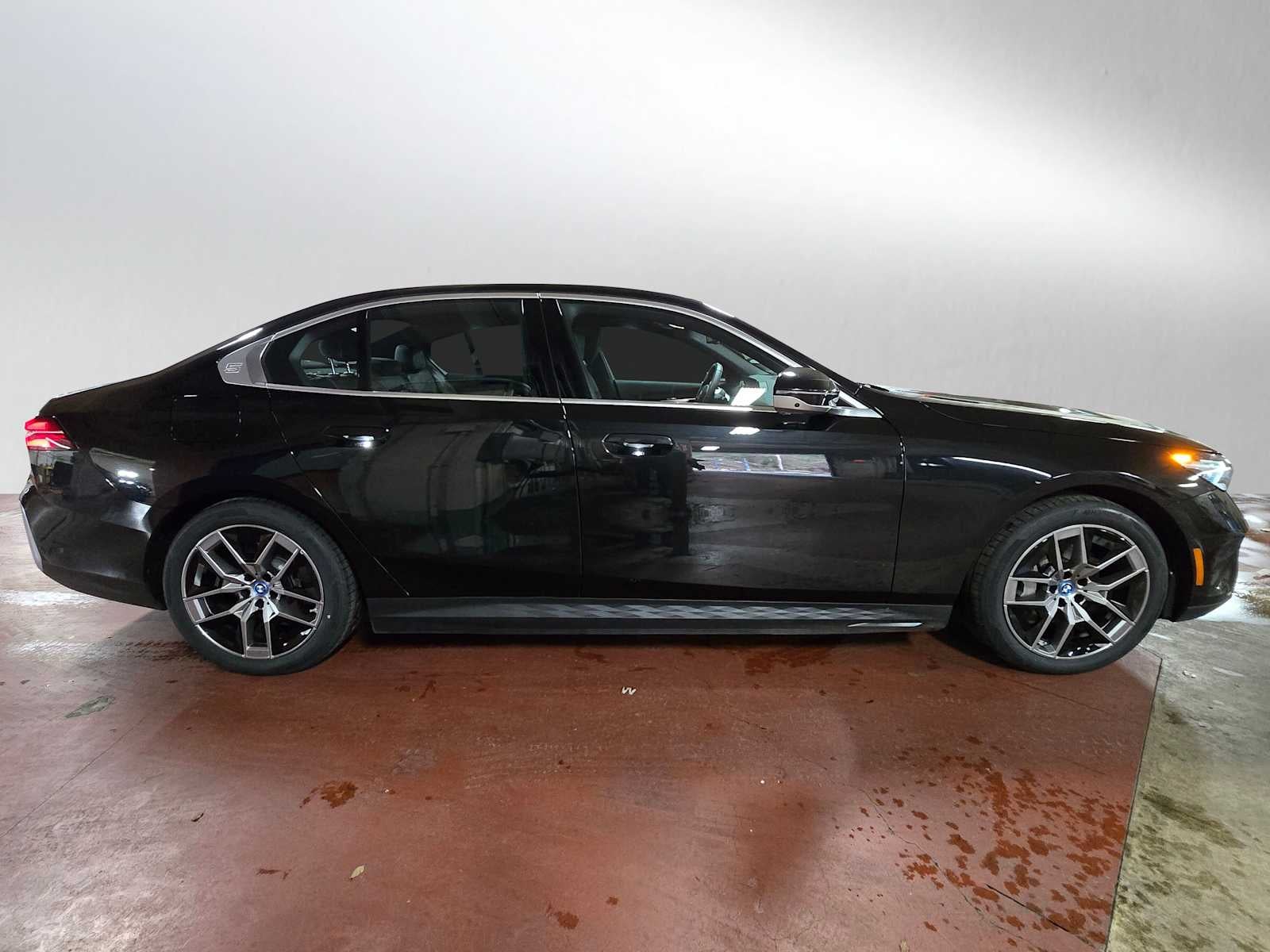 Used 2025 BMW i5 40 with VIN WBY13HG03SCS44886 for sale in Portland, OR