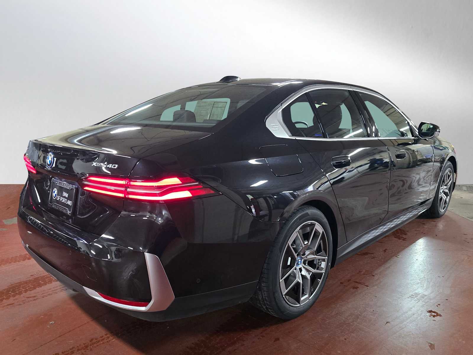 2025 BMW i5 xDrive40