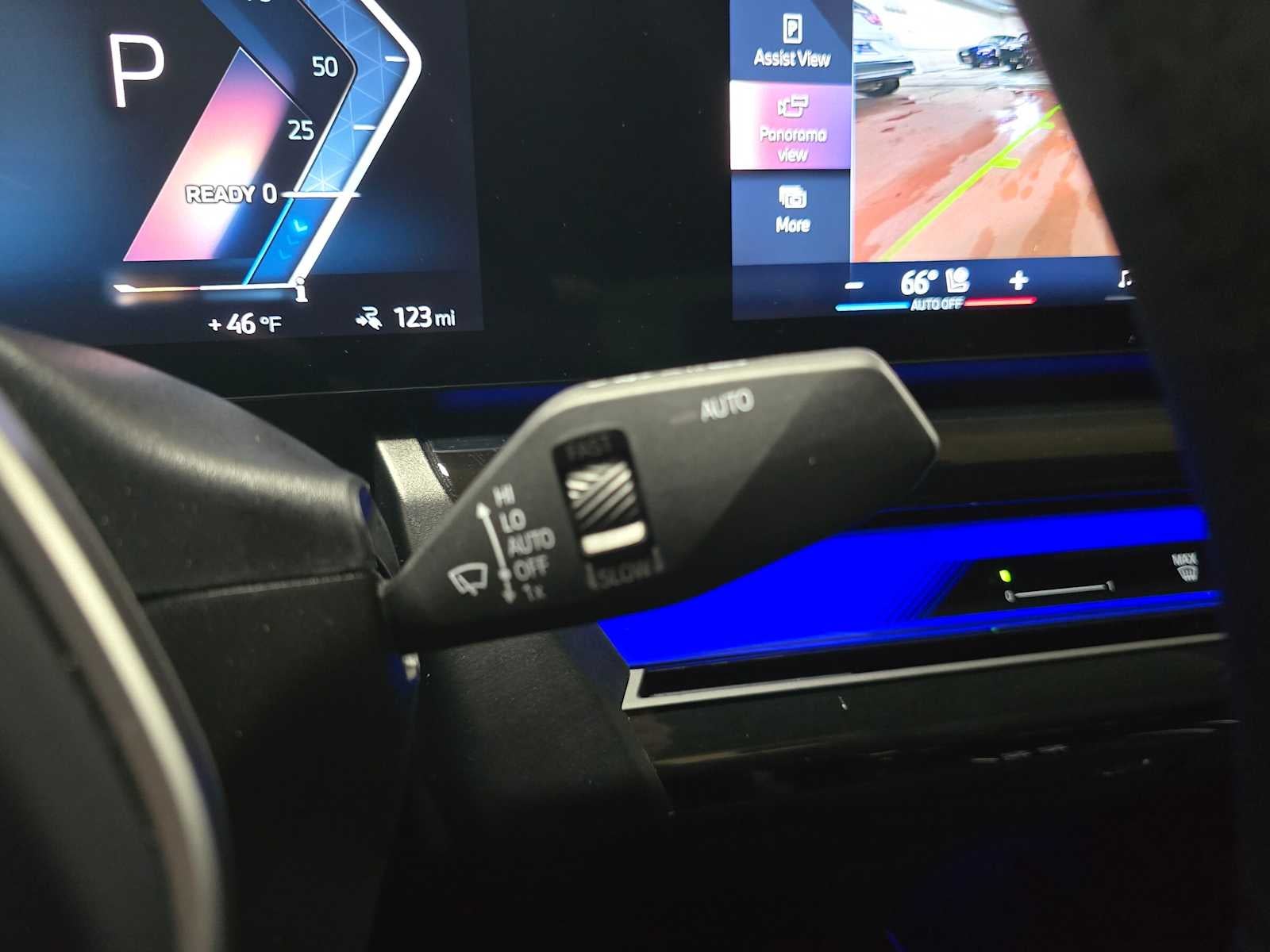 2025 BMW i5 xDrive40