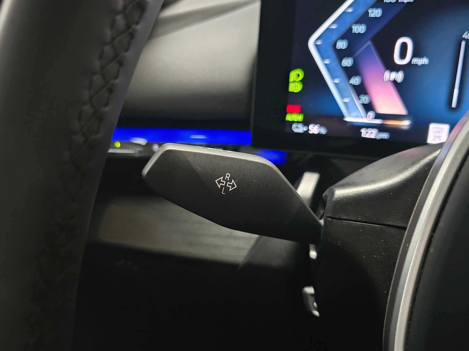 2025 BMW i5 xDrive40