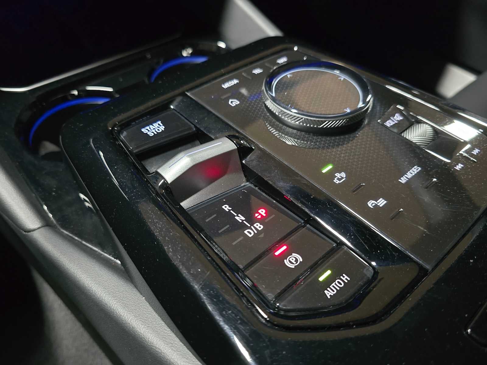 2025 BMW i5 xDrive40