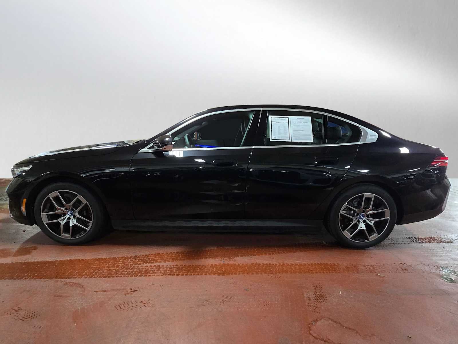 2025 BMW i5 xDrive40