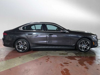 2025 BMW i5 xDrive40