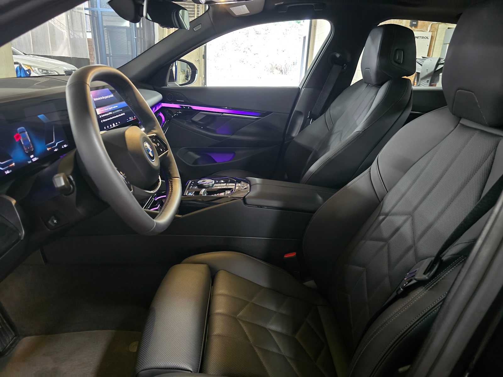 2025 BMW i5 xDrive40