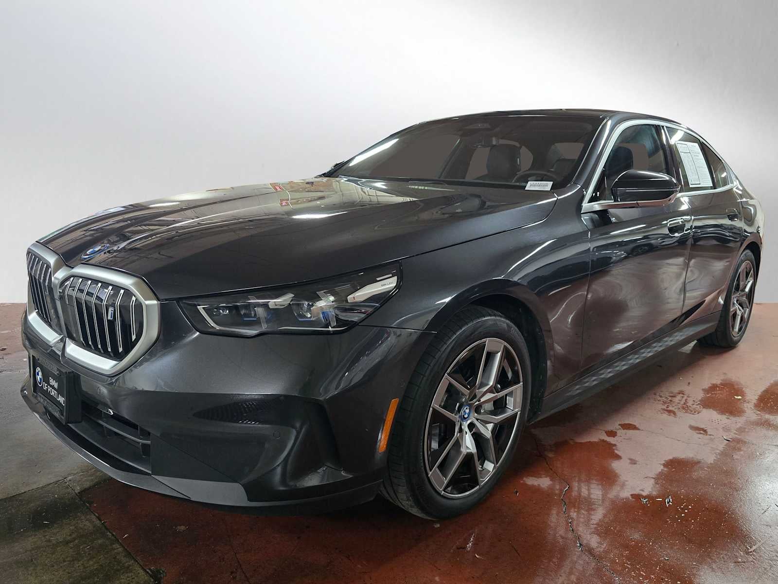 2025 BMW i5 xDrive40