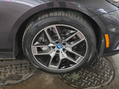 2025 BMW i5 xDrive40