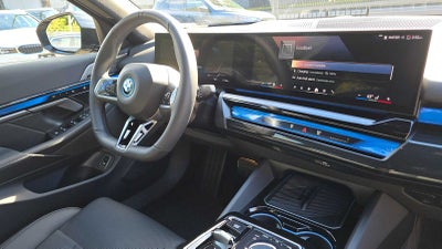 2025 BMW i5 xDrive40