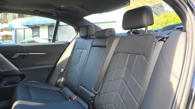 2025 BMW i5 xDrive40